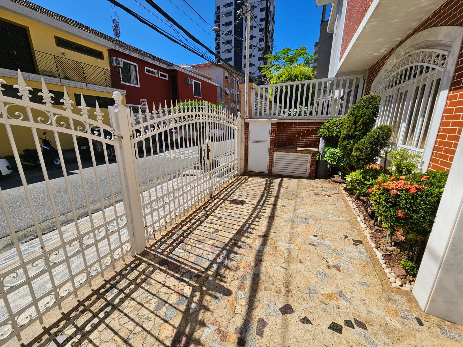 #7SDRI039 - Casa para Venda em Santos - SP