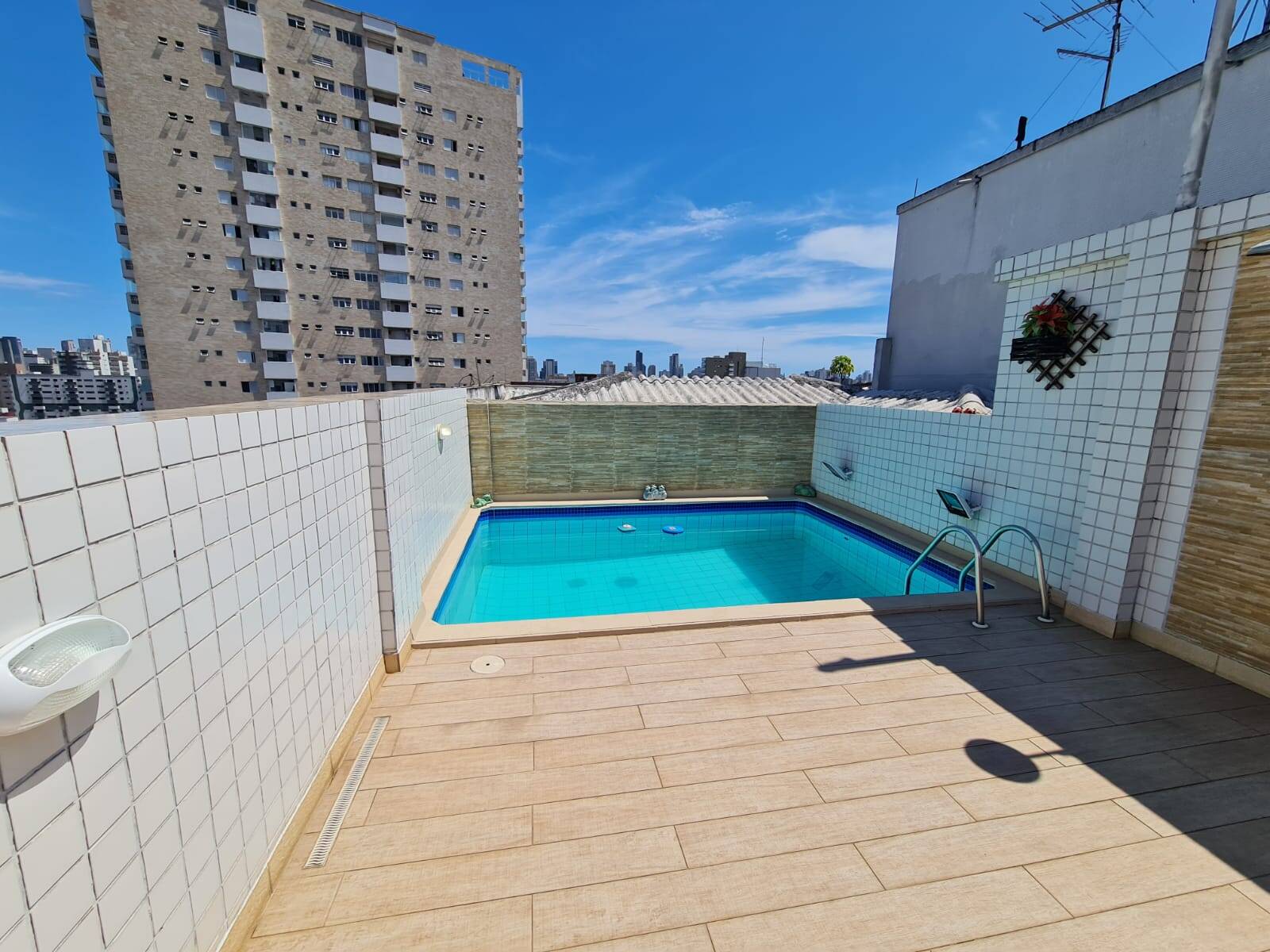 #7SDRI028 - Apartamento para Venda em Santos - SP