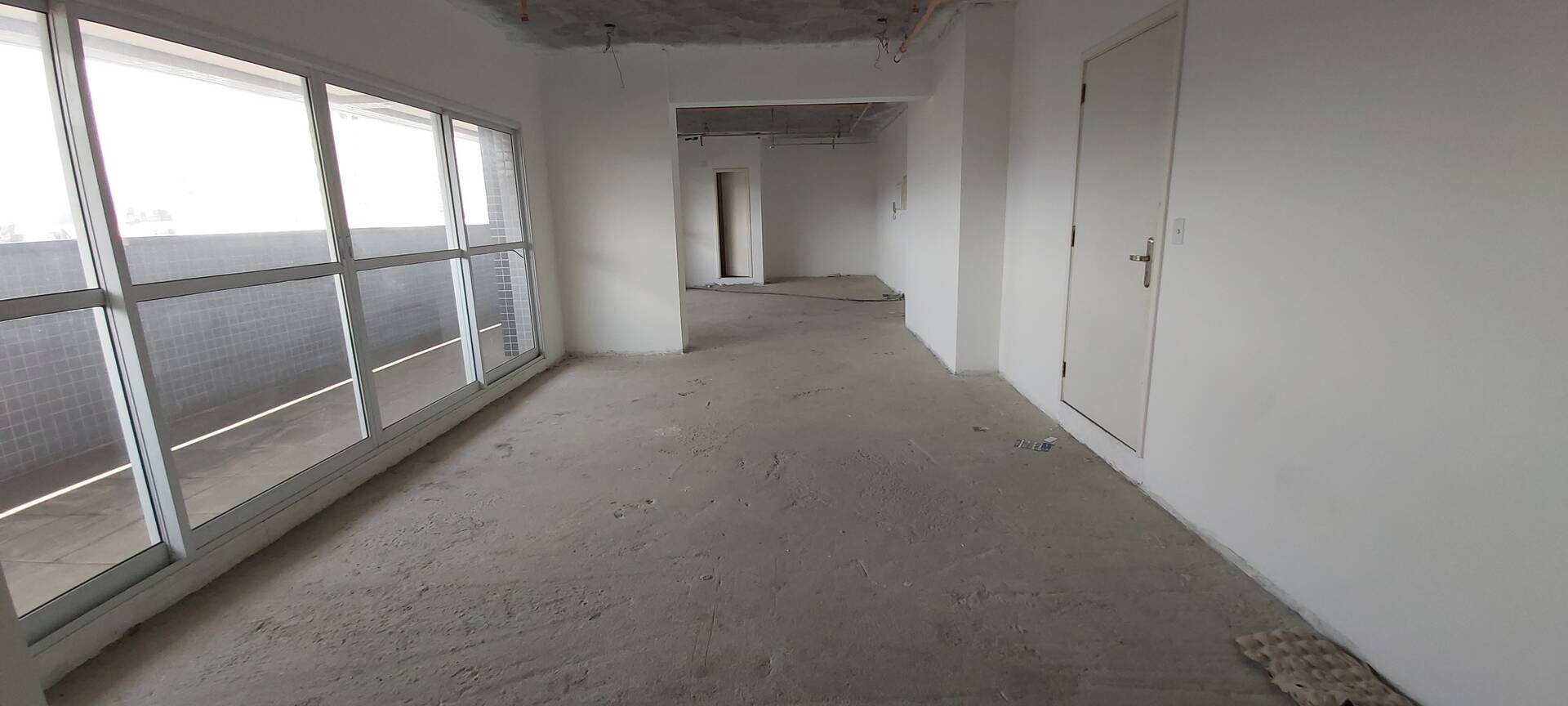 #7SMOTA037 - Sala para Venda em Santos - SP