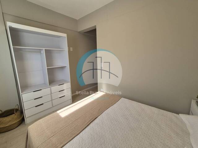 Apartamento para Venda em Santos - 2