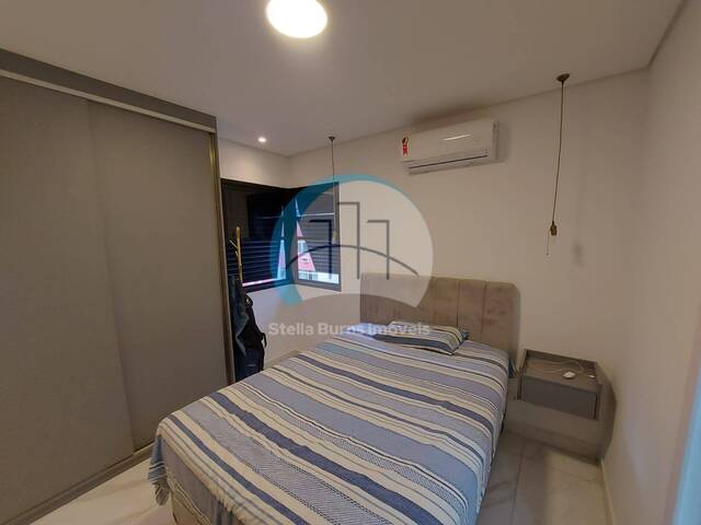 Apartamento para Venda em Santos - 2