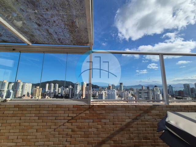 Apartamento para Venda em Santos - 4