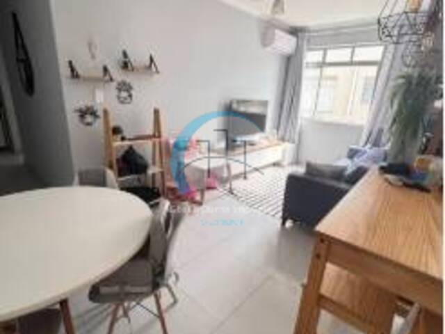 Apartamento para Venda em Santos - 2