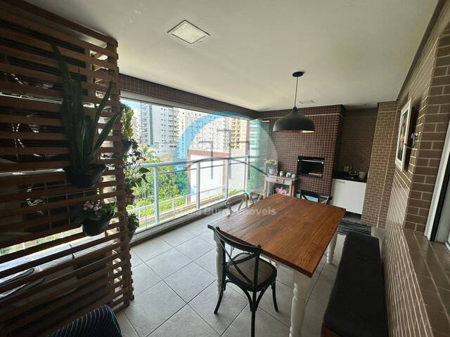 Apartamento para Venda em Santos - 2