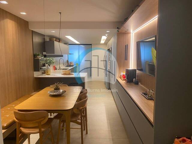 Apartamento para Venda em Santos - 2
